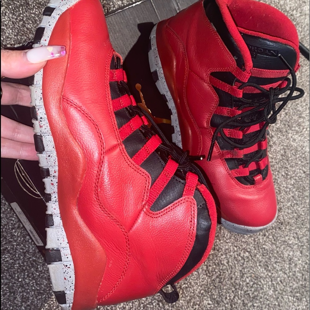 AIR JORDAN 10 RETRO 'BULLS OVER BROADWAY' size 7y